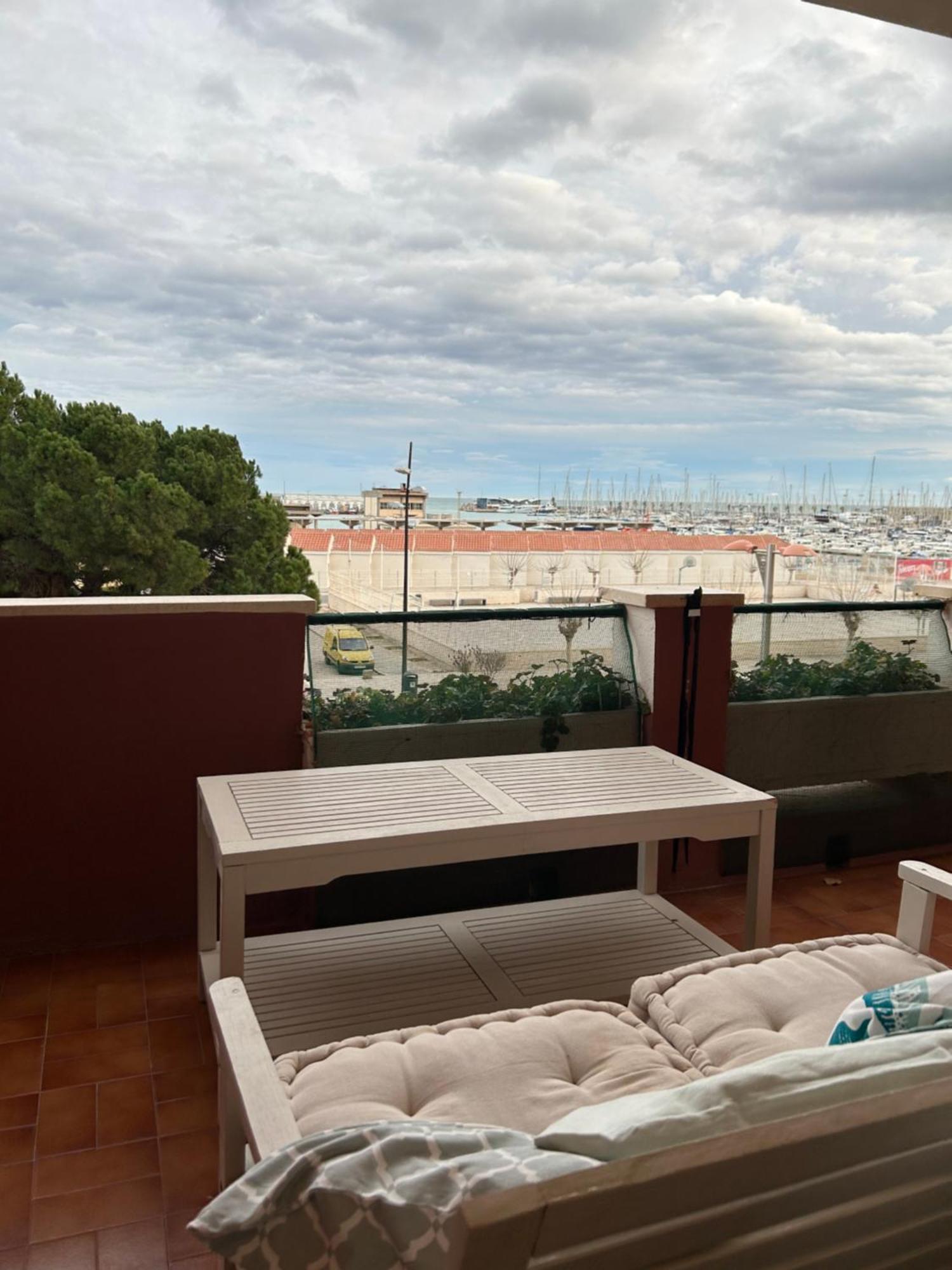 Frente Al Puerto Y Junto A La Playa Del Arenal Apartament *